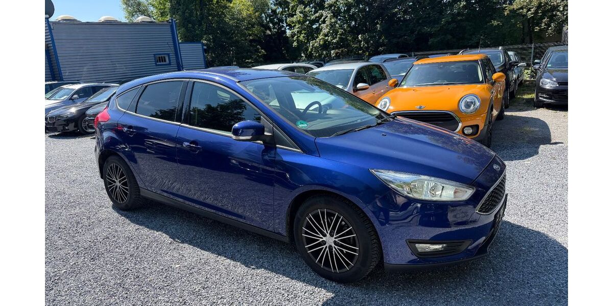 Ford Focus 187.000 km 3.499 &euro; Detmold 32758