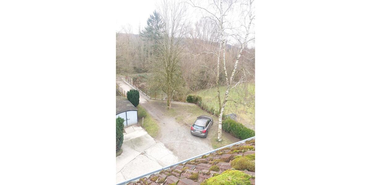 Dachgeschoßwohnung Lage - 2 Zimmer, 64 m&sup2;, 500&euro; | Angebot:25790490