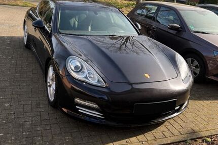 Porsche Panamera 159.000 km 24.880 &euro; Verl 33415