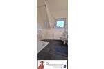 GT: Geräumige 2-Zimmer-Wohnung mit Loggia und modernisiertem Bad im 2-Familienhaus