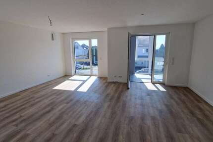 Wohnung Bielefeld Jöllenbeck - 2 Zimmer, 75 m&sup2;, 705&euro; | Angebot:26460789