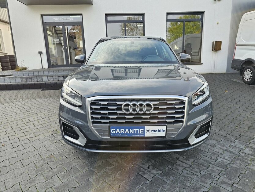 Audi Q2 1.4 TFSI S-Line Sportpaket / Plus 53.900 km 21.990 € Löhne 32584