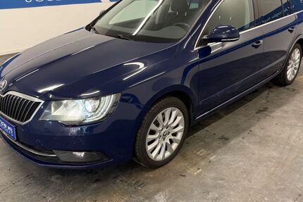 Skoda Superb 273.000 km 5.999 &euro; Delbrück 33129