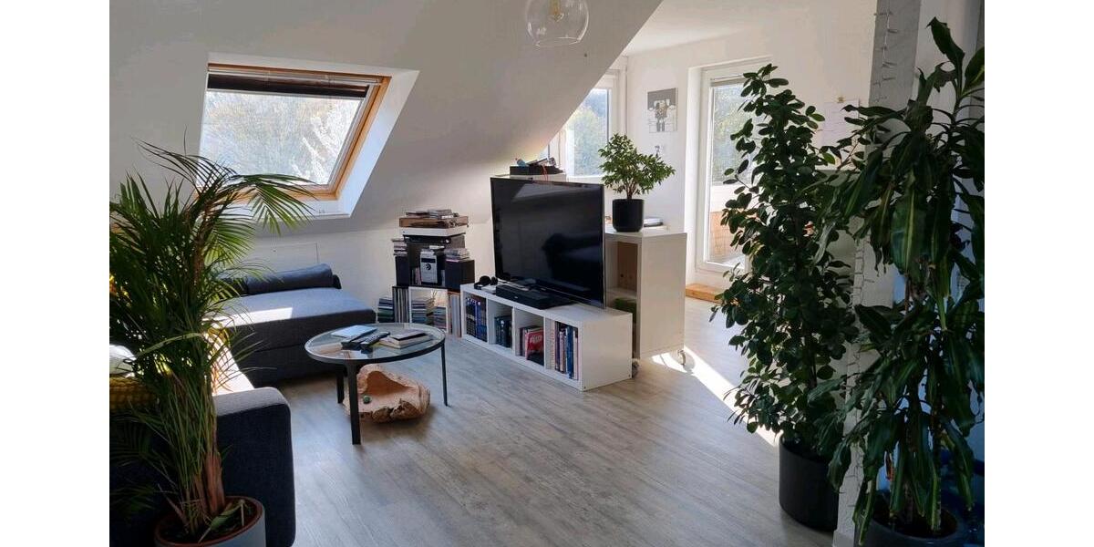 Dachgeschoßwohnung Bielefeld Schildesche - 3 Zimmer, 78 m&sup2;, 1.105&euro; | Angebot:26395080