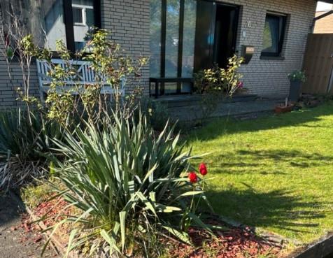 Einfamilienhaus mit 6 Zimmern Garage,Terrasse,Balkon SPIELSTRASSE 6 zimmer