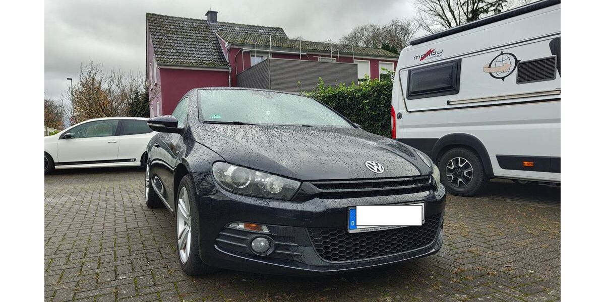 VW Scirocco 124.000 km 8.900 € Steinhagen 33803