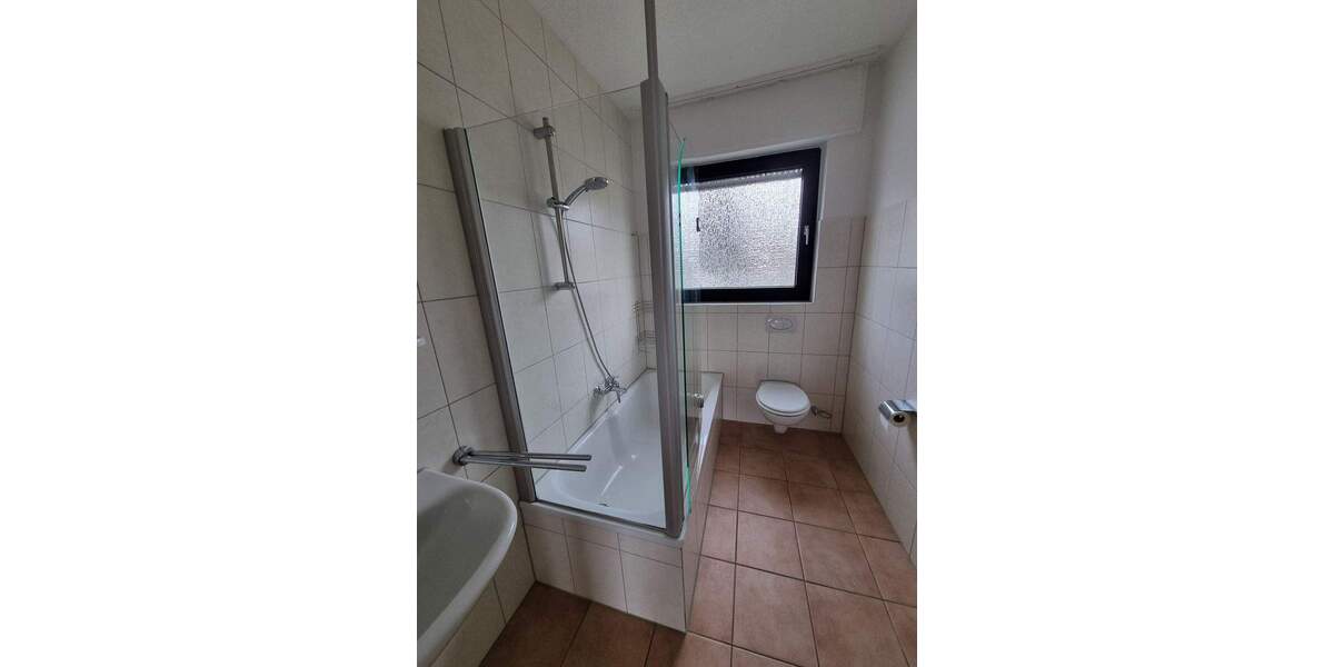 Etagenwohnung Bad Rothenfelde - 3 Zimmer, 90 m&sup2;, 650&euro; | Angebot:25683064