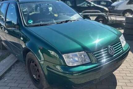 VW Bora 230.000 km 1.349 € Bad Oeynhausen 32549