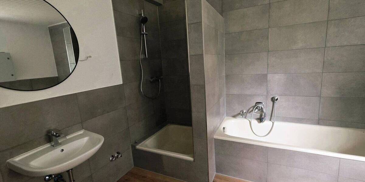 Mehrfamilienhaus, Wohnhaus Bielefeld Jöllenbeck - 1 Zimmer, 367 m&sup2;, 699.000&euro; | Angebot:26795267