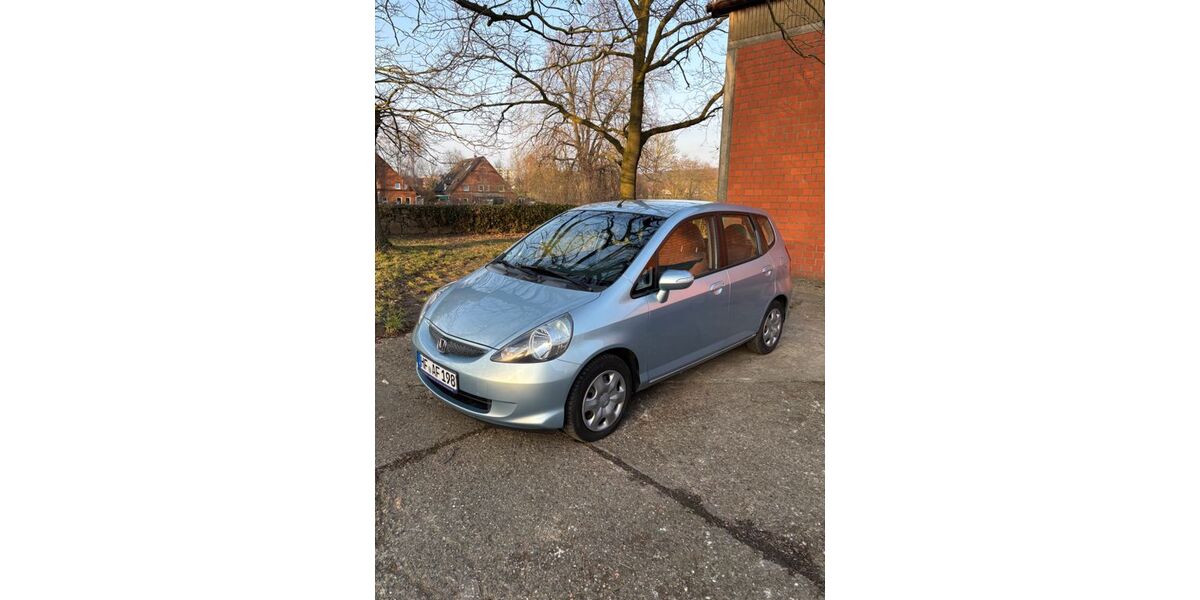 Honda Jazz 145.000 km 2.790 &euro; Hiddenhausen 32120