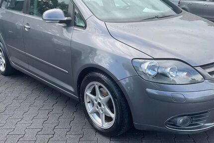 VW Golf Plus 138.000 km 5.490 &euro; Bielefeld 33649