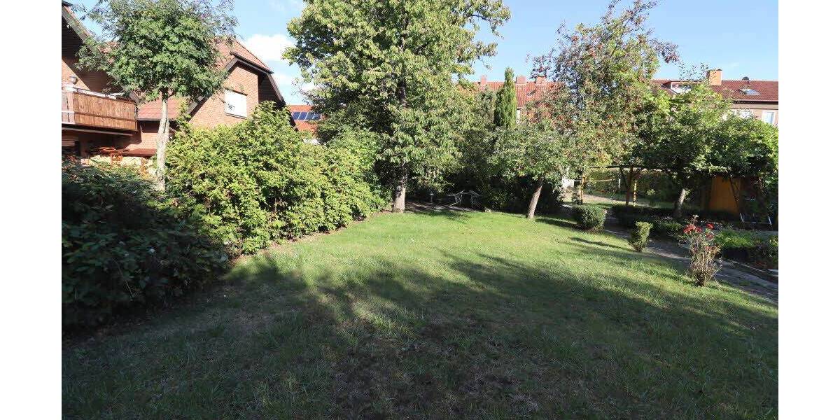 4 Zimmer-Eigentumswohnung mit separatem Apartment für Gartenliebhaber 5 zimmer