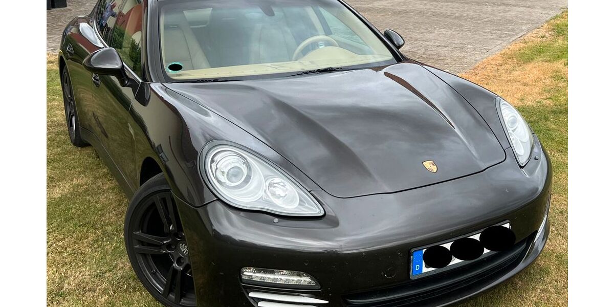Porsche Panamera 188.000 km 21.000 &euro; Melle 49326