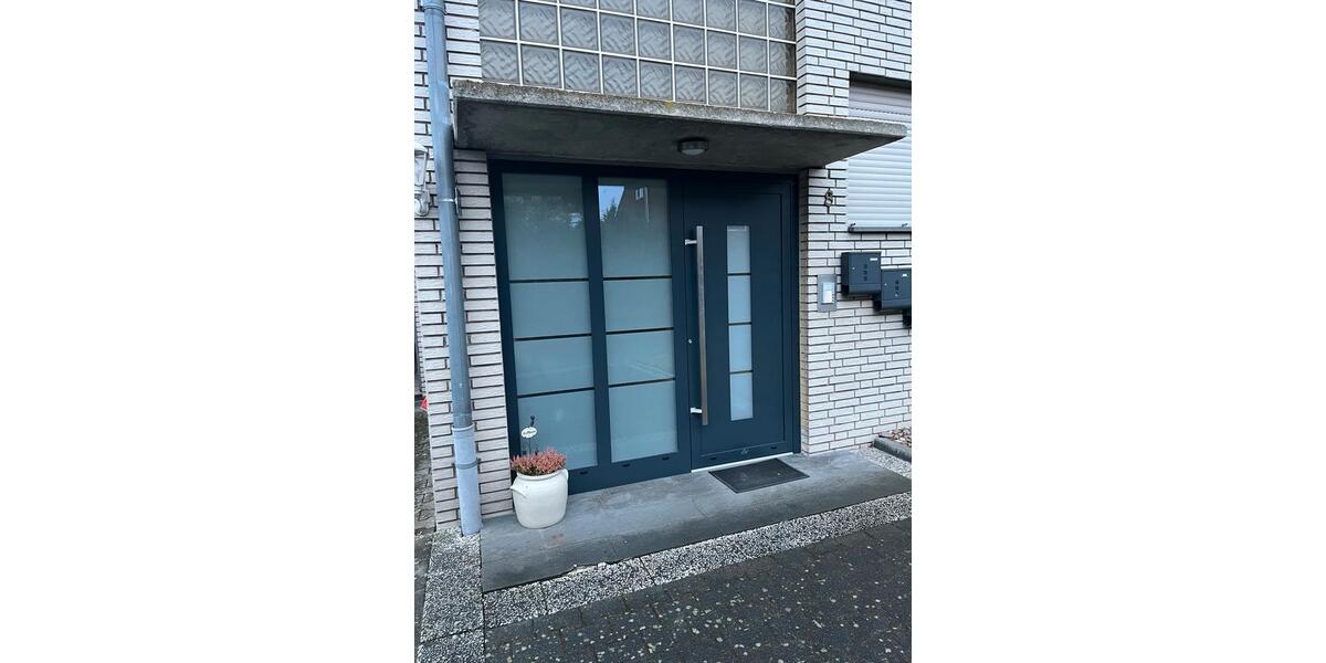 Dachgeschoßwohnung Schloß Holte-Stukenbrock Stukenbrock - 3 Zimmer, 46 m&sup2;, 550&euro; | Angebot:25646369