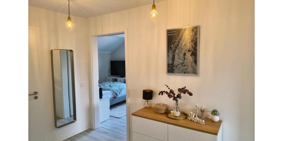 Dachgeschoßwohnung Schloß Holte-Stukenbrock Stukenbrock - 2 Zimmer, 57 m&sup2;, 700&euro; | Angebot:25635946