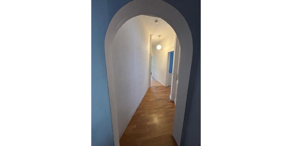 Familienfreundliche 5-Zimmer-Altbauwohnung mit Balkon in Bielefeld 5 zimmer