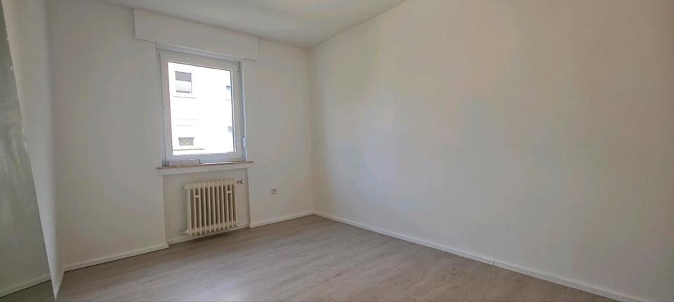 Erdgeschoßwohnung Bad Salzuflen - 3 Zimmer, 86 m&sup2;, 750&euro; | Angebot:26399129
