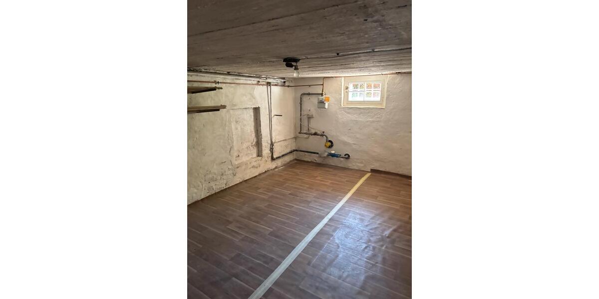 Mehrfamilienhaus, Wohnhaus Herford Falkendiek - 8 Zimmer, 170 m&sup2;, 210.000&euro; | Angebot:25452132