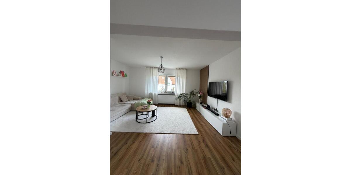 Etagenwohnung Oerlinghausen - 2 Zimmer, 80 m&sup2;, 1.000&euro; | Angebot:26168990