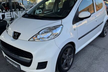 Peugeot 107 164.000 km 2.890 &euro; Bad Salzuflen 32105