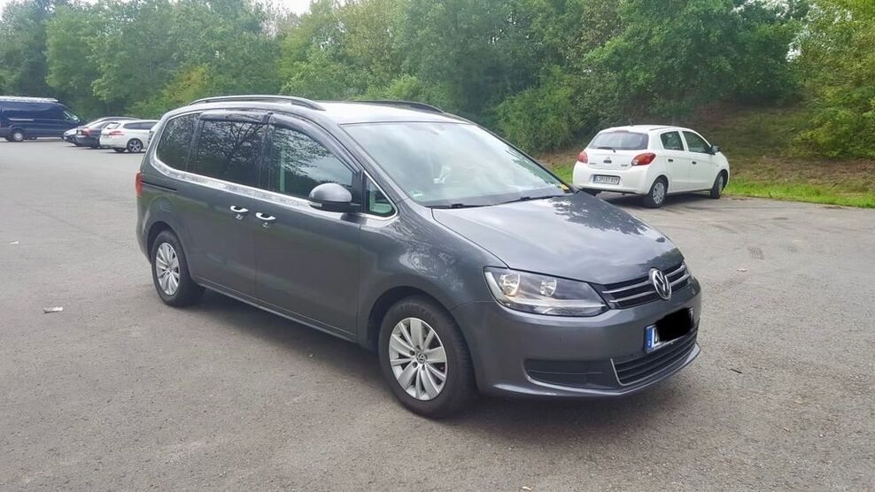 VW Sharan 220.000 km 10.400 € Herford 32049