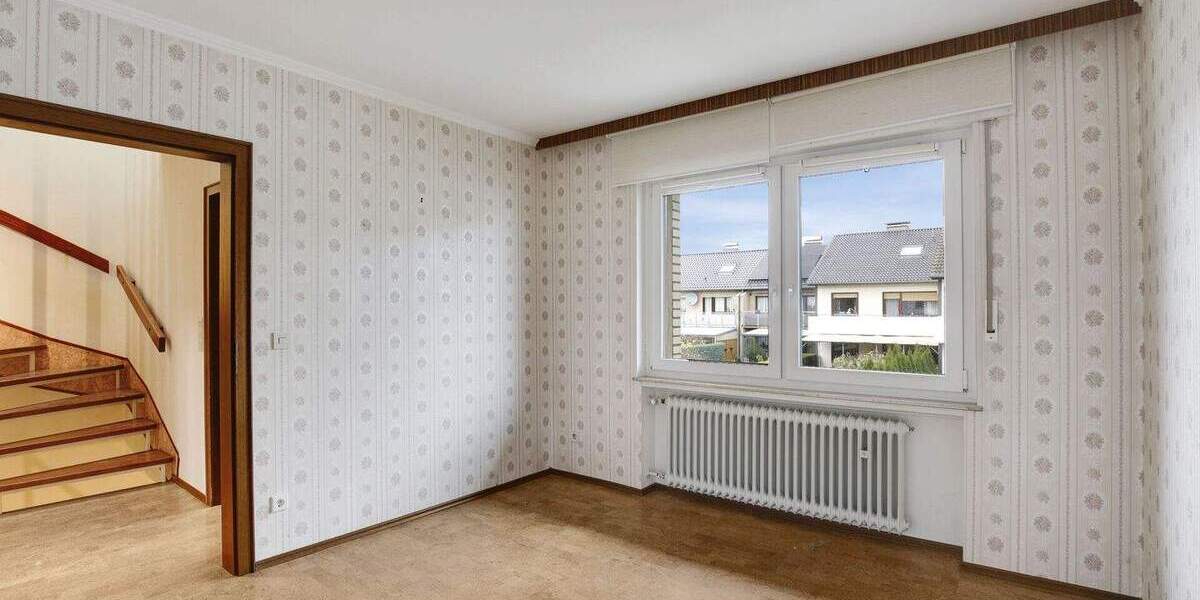 Reihenmittelhaus Bielefeld Sennestadt - 5 Zimmer, 108 m&sup2;, 330.000&euro; | Angebot:25694624