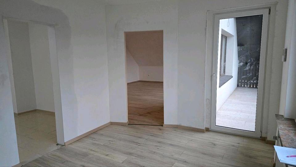 Etagenwohnung Bünde - 2 Zimmer, 91 m&sup2;, 900&euro; | Angebot:26415546
