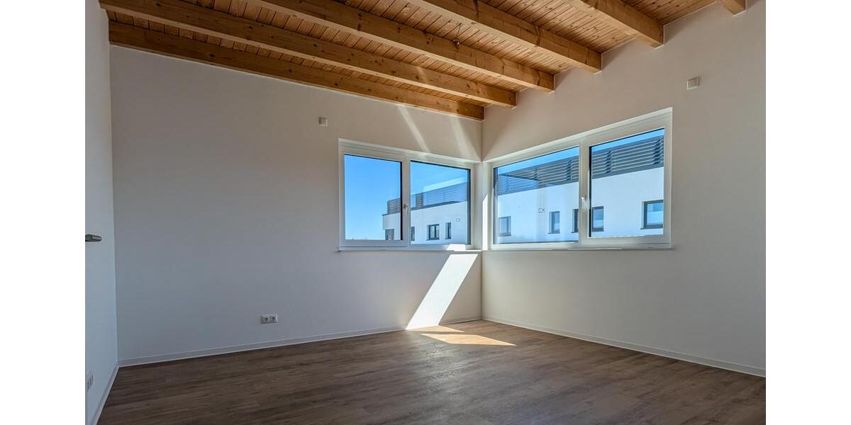 Dachgeschoßwohnung Bielefeld Heepen - 3 Zimmer, 80 m&sup2;, 1.425&euro; | Angebot:26422010