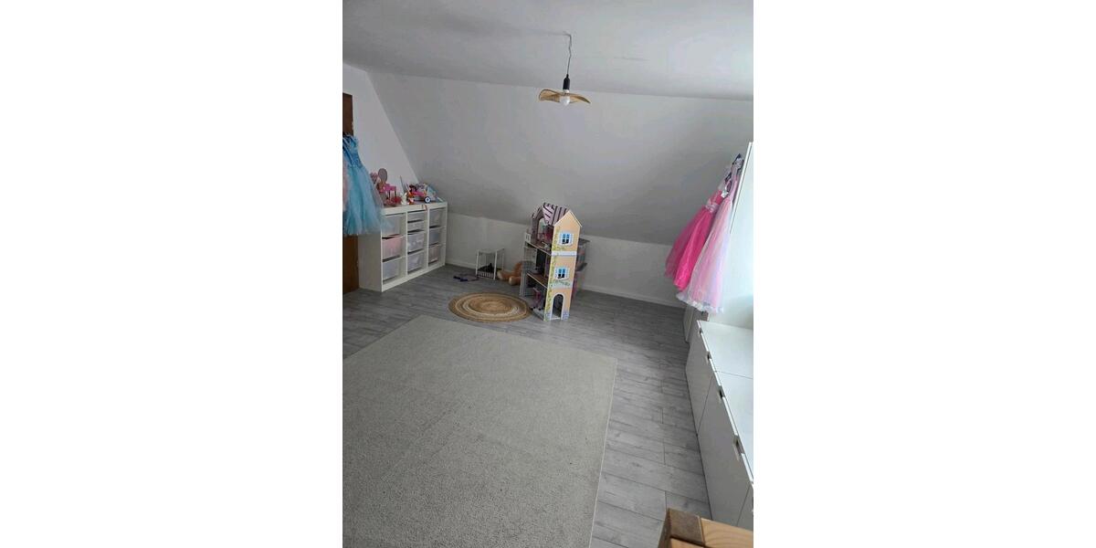 Doppelhaushälfte Bad Oeynhausen - 5 Zimmer, 155 m&sup2;, 1.200&euro; | Angebot:26464416