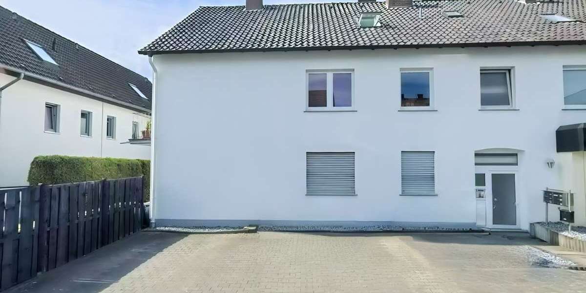 Etagenwohnung Herford Falkendiek - 3 Zimmer, 81 m&sup2;, 145.000&euro; | Angebot:25812388