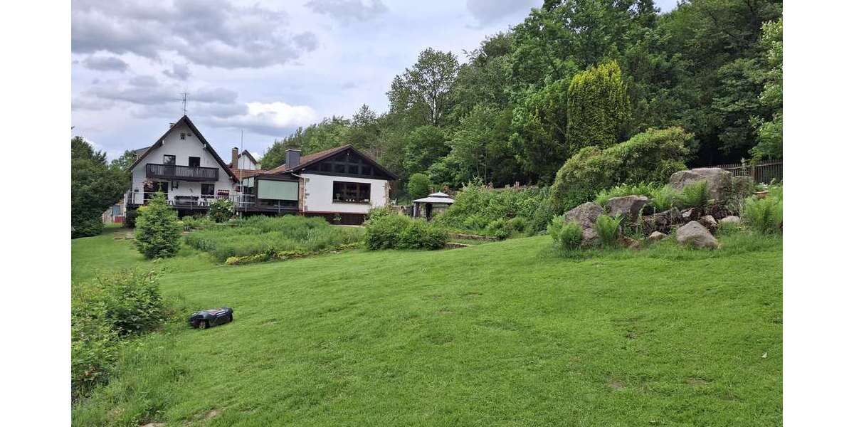 Einfamilienhaus Lemgo - 6 Zimmer, 310 m&sup2;, 630.000&euro; | Angebot:26918647