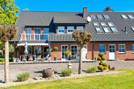 Haus Bad Oeynhausen Dehme - 6 Zimmer, 270 m&sup2;, 445.000&euro; | Angebot:26462348