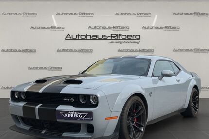 Dodge Challenger 25.000 km 77.890 € Detmold 32758