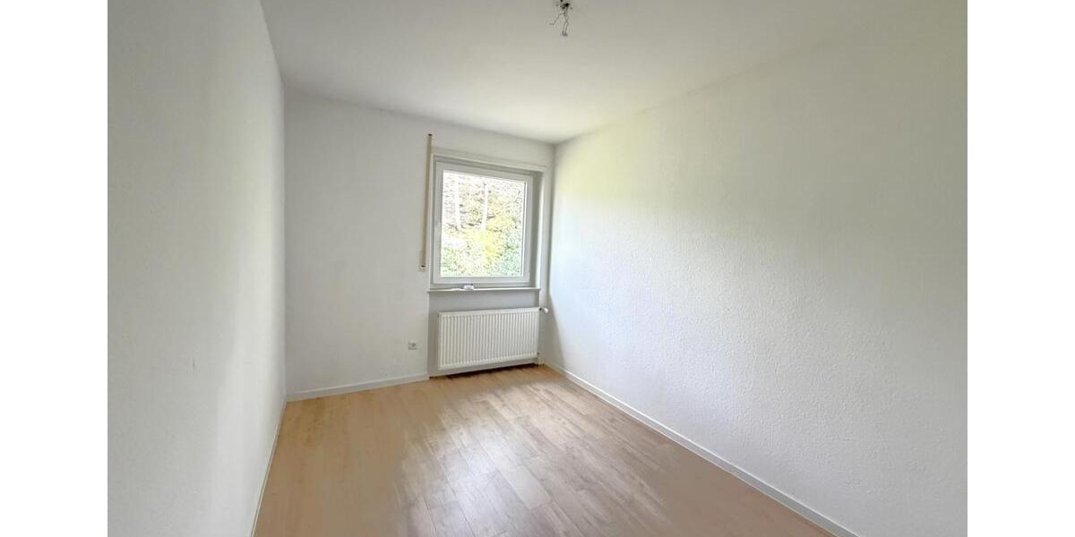 Dachgeschoßwohnung Bielefeld Gadderbaum - 3 Zimmer, 72 m&sup2;, 778&euro; | Angebot:26299767