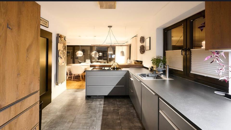 Einfamilienhaus Detmold Hiddesen - 8 Zimmer, 225 m&sup2;, 459.000&euro; | Angebot:26530242