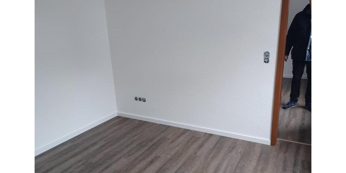 Einfamilienhaus Bad Salzuflen Ehrsen-Breden - 8 Zimmer, 124 m&sup2;, 285.000&euro; | Angebot:26718345