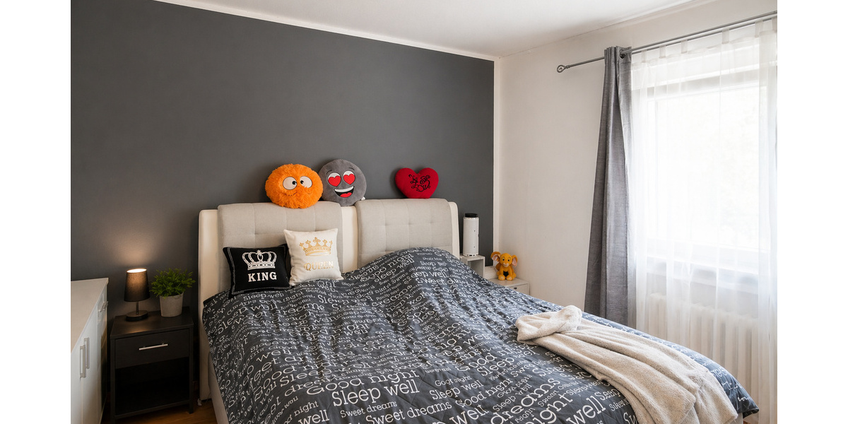 Ein- bis Zweifamilienhaus mit Wintergarten, großem Grundstück und vielseitigen Nutzungsmöglichkeiten - Zweifamilienhaus Löhne | Angebot:26381348