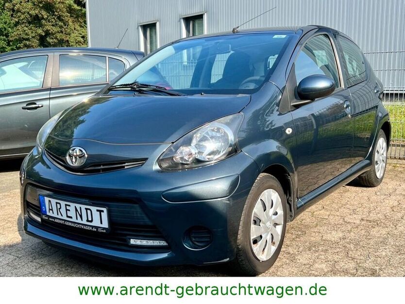 Aygo (X)