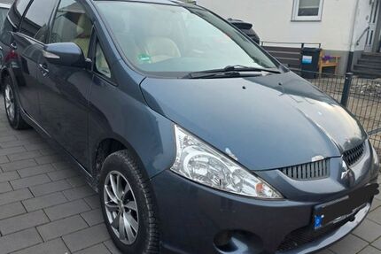 Mitsubishi Grandis 350.000 km 2.500 &euro; Bielefeled 33659