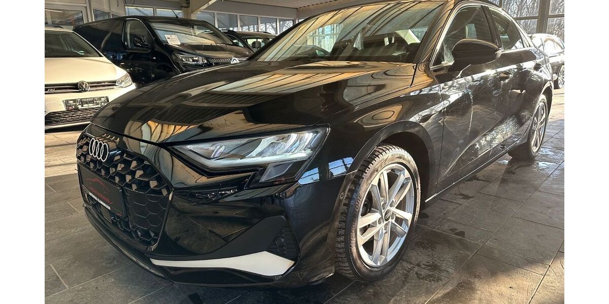 Audi A3 25.400 km 29.999 &euro; Versmold 33775