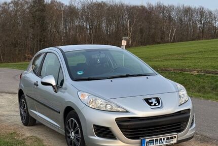 Peugeot 207 159.000 km 2.500 &euro; Herford 32049