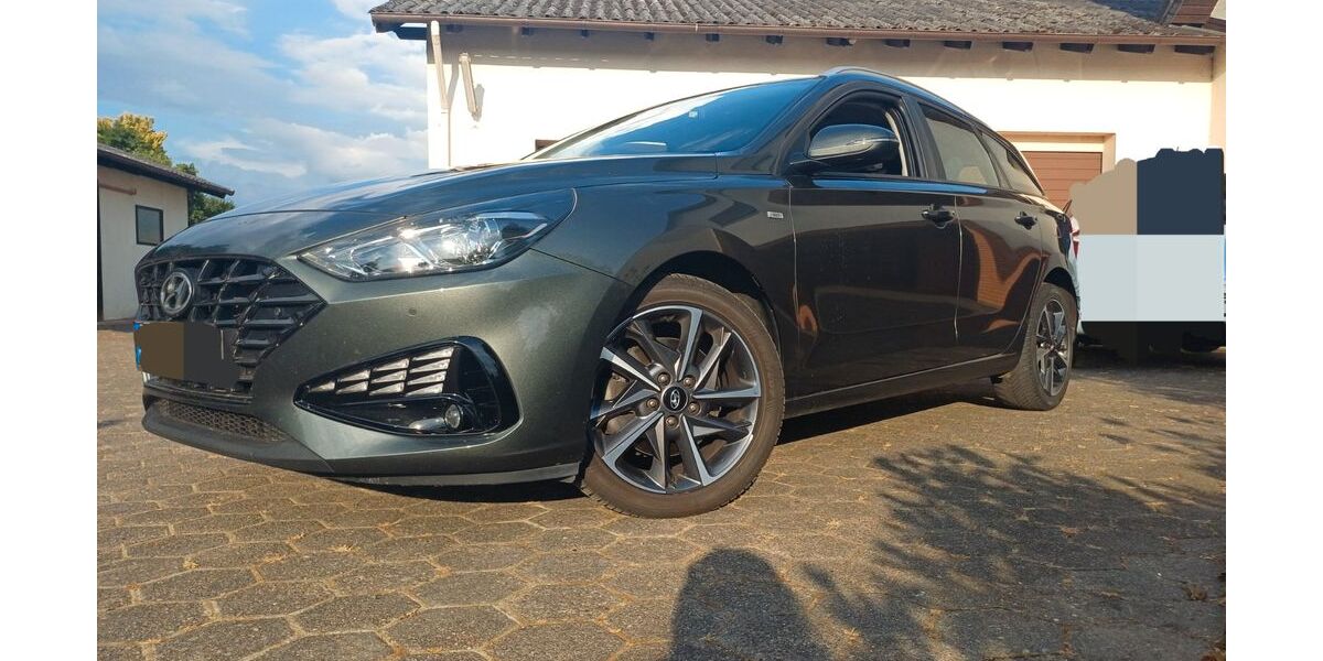 Hyundai i30 78.560 km 14.299 &euro; Melle 49328