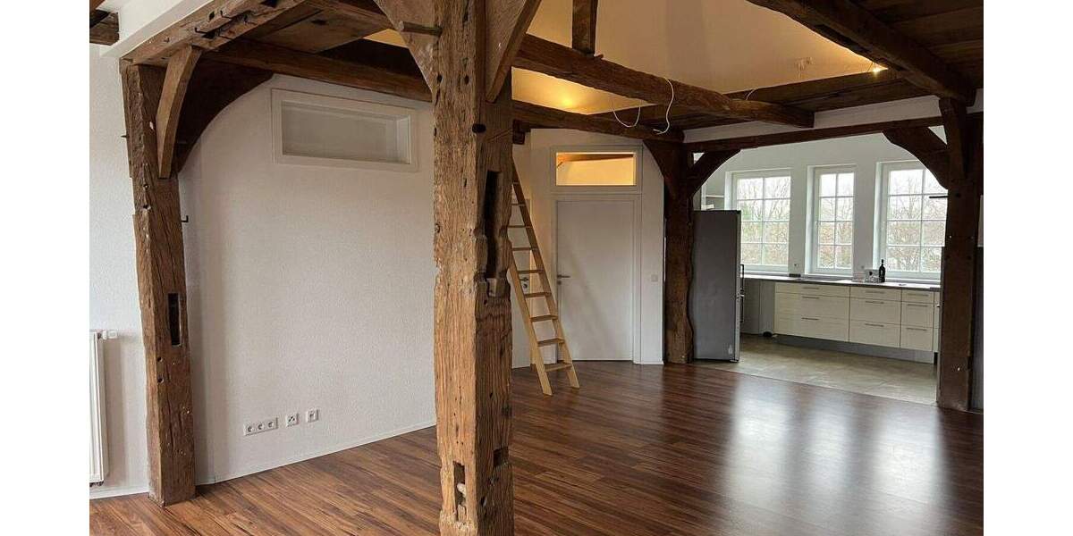 Zentrale und schicke Altbauwohnung | ca. 95 m² | 2 ZKB | Halle (Westf.) 2 zimmer