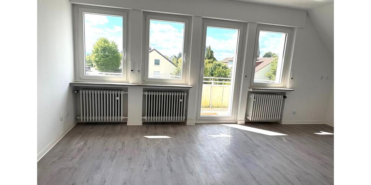 Dachgeschoßwohnung Bad Salzuflen - 4 Zimmer, 85 m&sup2;, 810&euro; | Angebot:26680356