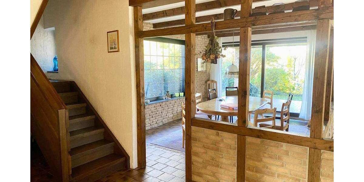 Einfamilienhaus Bielefeld Sennestadt - 5 Zimmer, 216 m&sup2;, 459.000&euro; | Angebot:25669159