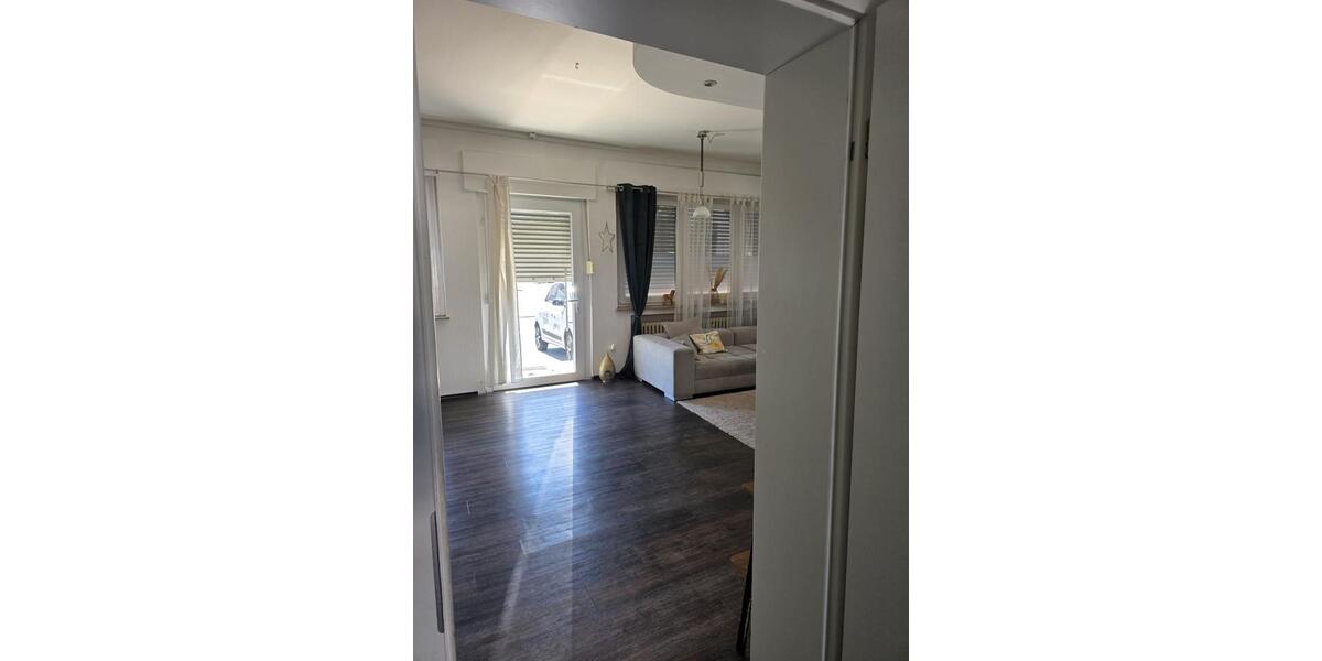 Erdgeschoßwohnung Bad Oeynhausen Rehme - 3 Zimmer, 100 m&sup2;, 1.045&euro; | Angebot:26705727