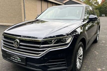 VW Touareg 118.000 km 32.000 € Paderborn 33100