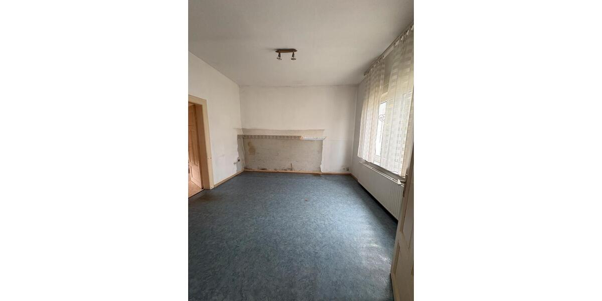 Einfamilienhaus Bünde - 7 Zimmer, 150 m&sup2;, 275.000&euro; | Angebot:27003178