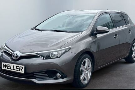 Toyota Auris 73.471 km 12.880 &euro; Bielefeld 33609
