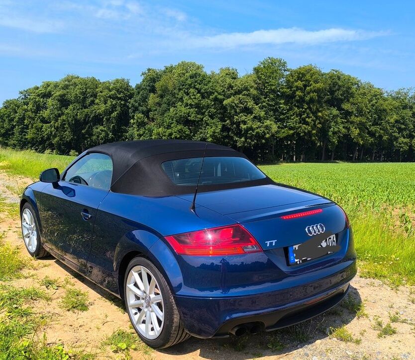 TT